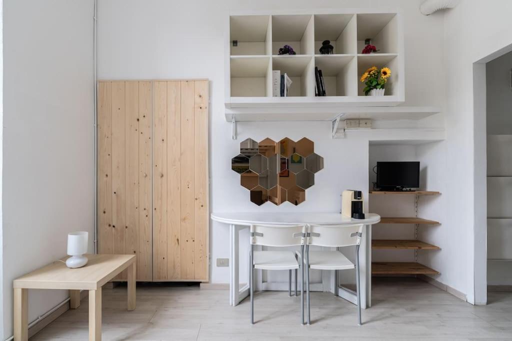 Cozy In The Center Of Apartment Milan