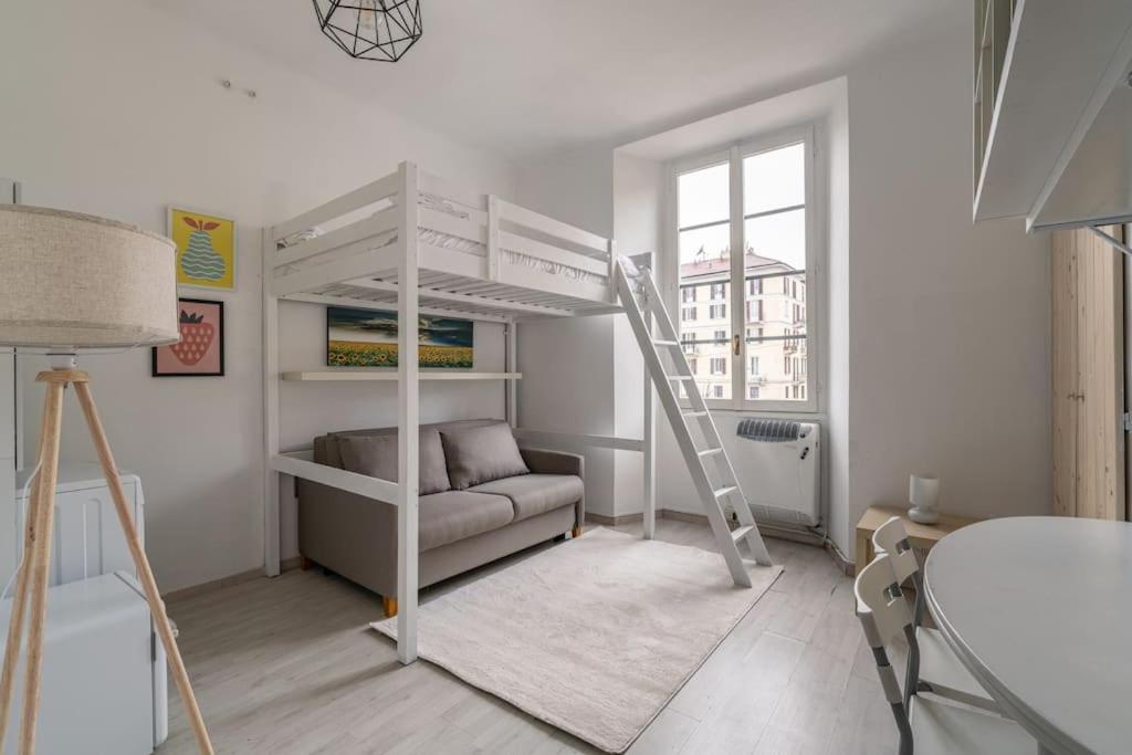 Cozy In The Center Of Apartment Milan